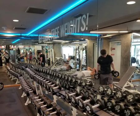 Crunch Fitness