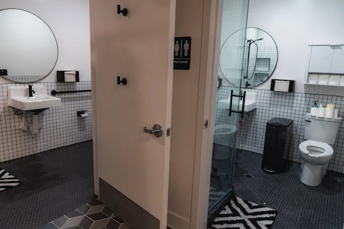 Perform For Life - FiDi Picture 1