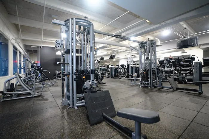 Live Fit Gym • Castro Picture 7