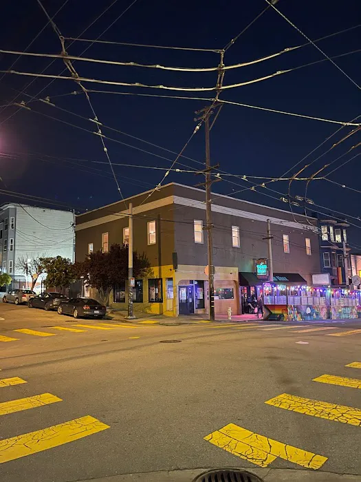 The Castro Room Picture 4