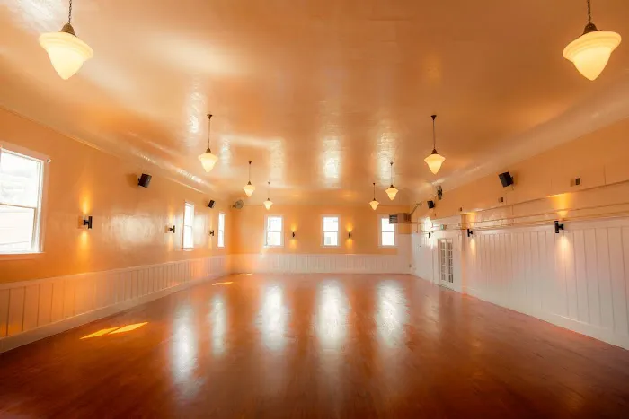 The Castro Room Picture 1