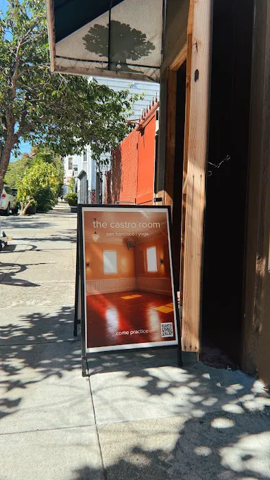 The Castro Room Picture 5