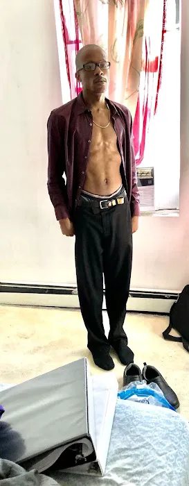 Naked Yoga For Men | SF Picture 1