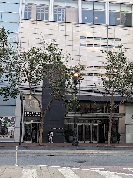 Equinox Sports Club San Francisco Picture 5