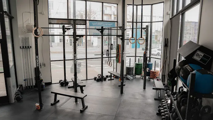 Strong Friends Gym Picture 2