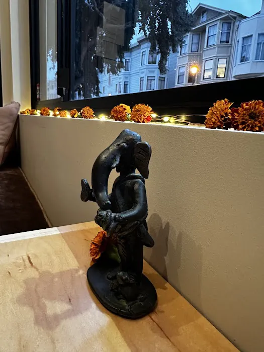 Tiny Haven Yoga Picture 9