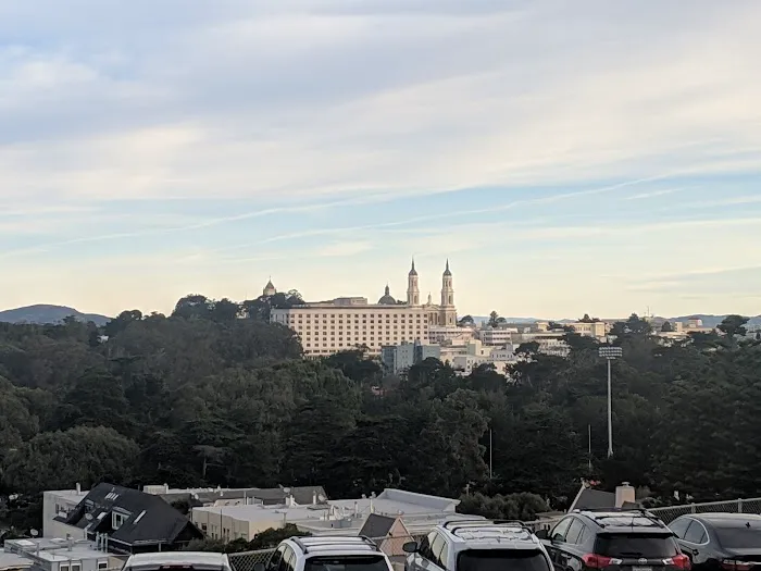 Millberry Fitness & Recreation Center at UCSF Parnassus Picture 4