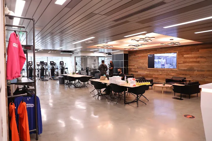 FITNESS SF - Transbay Picture 3