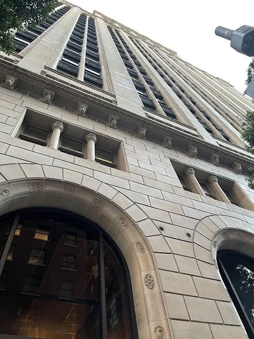 24 Hour Fitness Picture 6