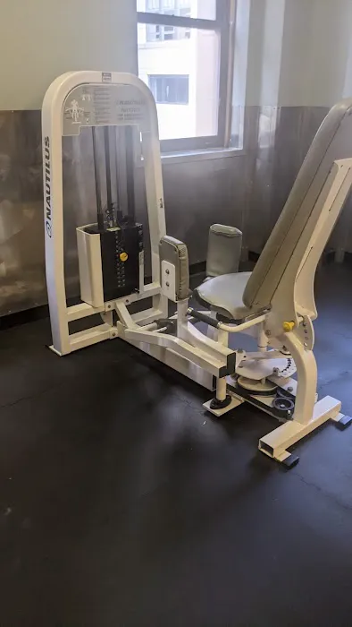 24 Hour Fitness Picture 2