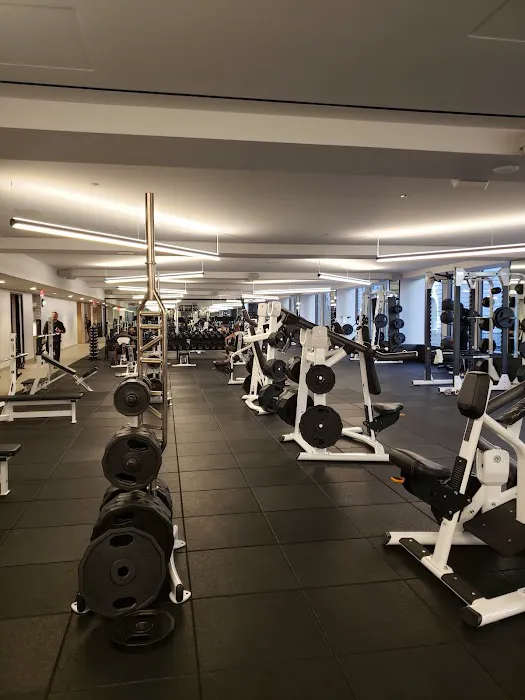 Equinox Beale Street Picture 4