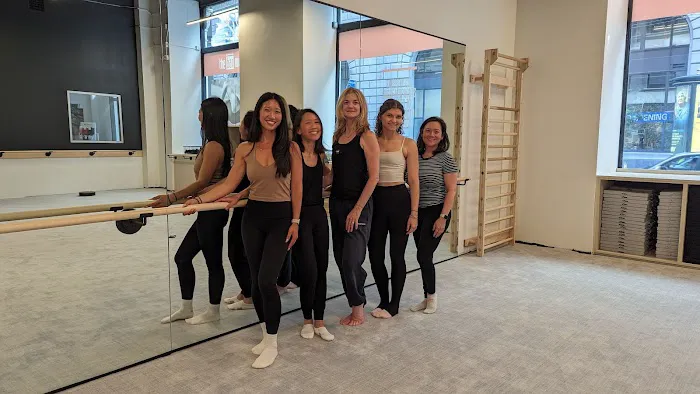 The Bar Method San Francisco - FIDI Picture 3