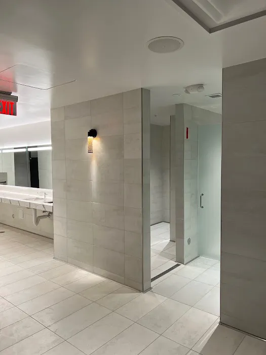 Hot 8 Yoga Picture 2