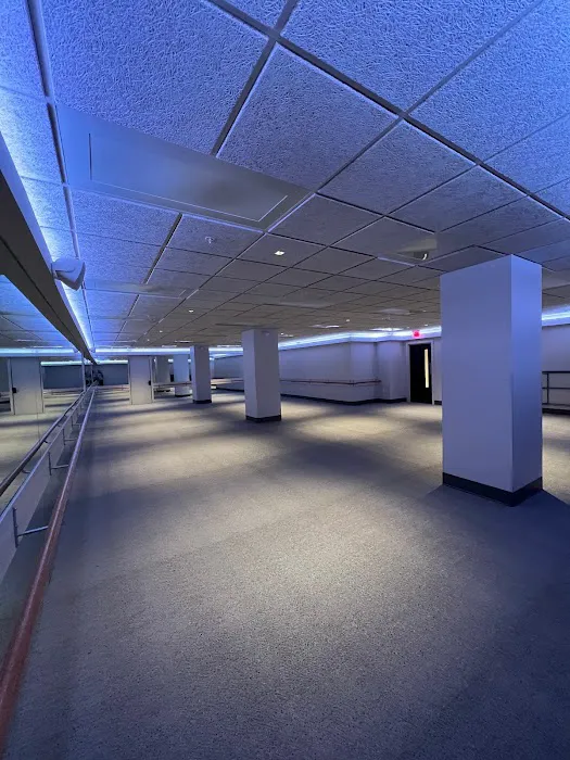 Hot 8 Yoga Picture 6