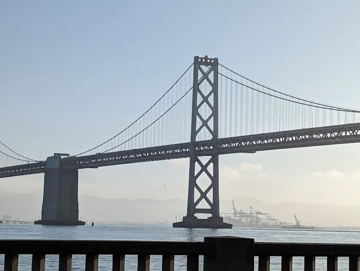 Embarcadero YMCA Picture 5