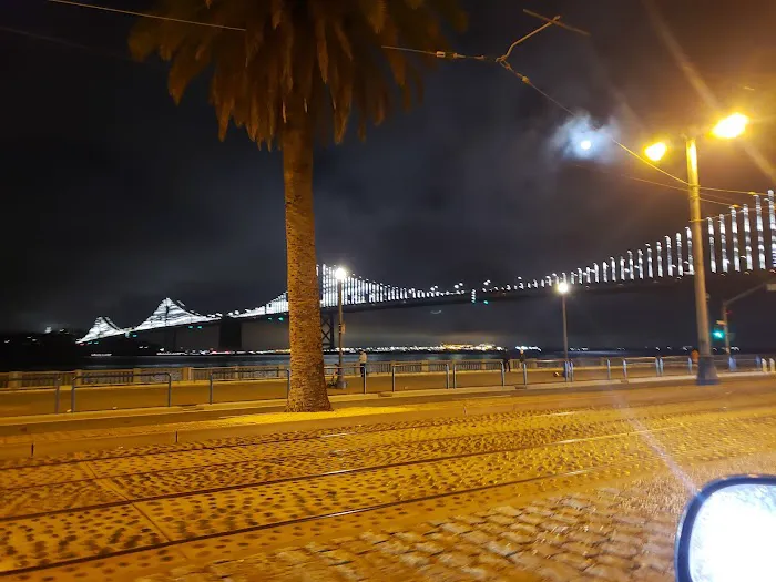 Embarcadero YMCA Picture 6