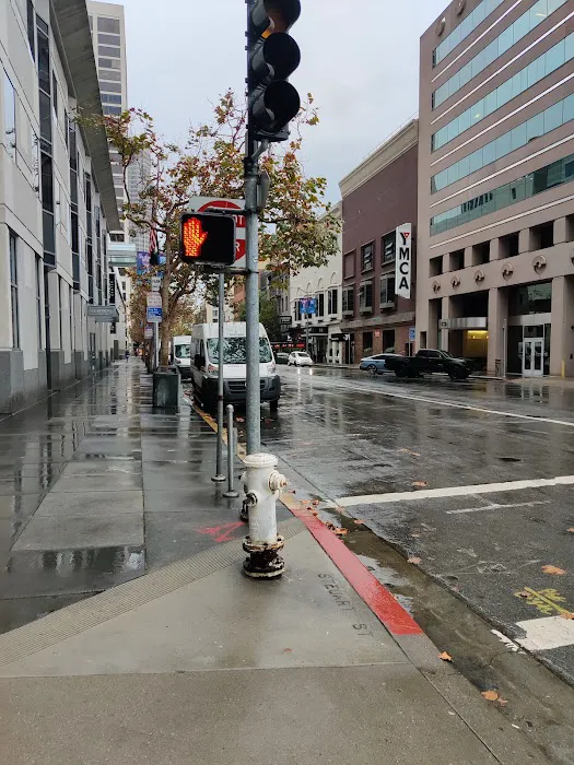 Embarcadero YMCA Picture 4