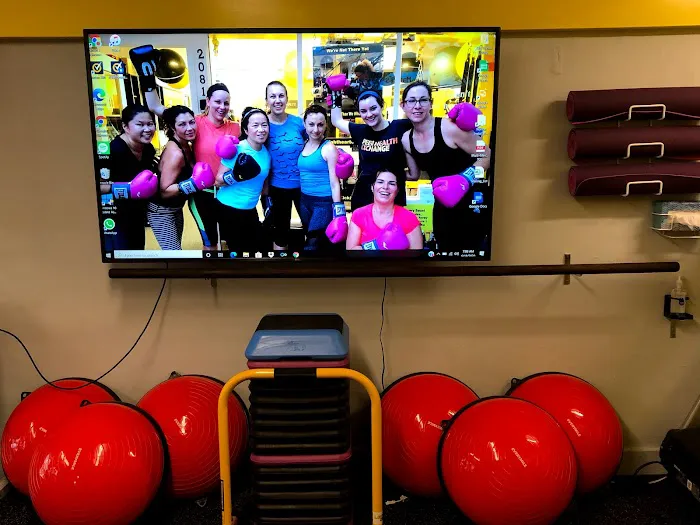 N Motion Fitness Studio For Women Picture 6