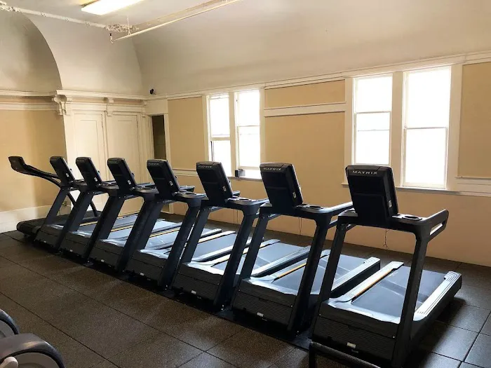 Live Fit Gym • Inner Richmond Picture 3