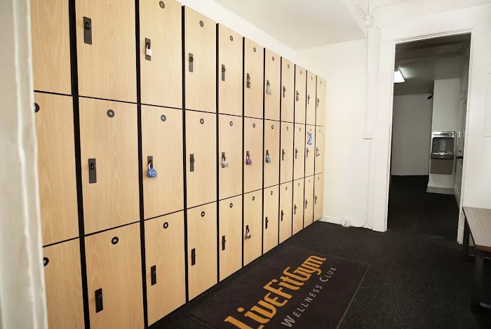 Live Fit Gym • Inner Richmond Picture 9