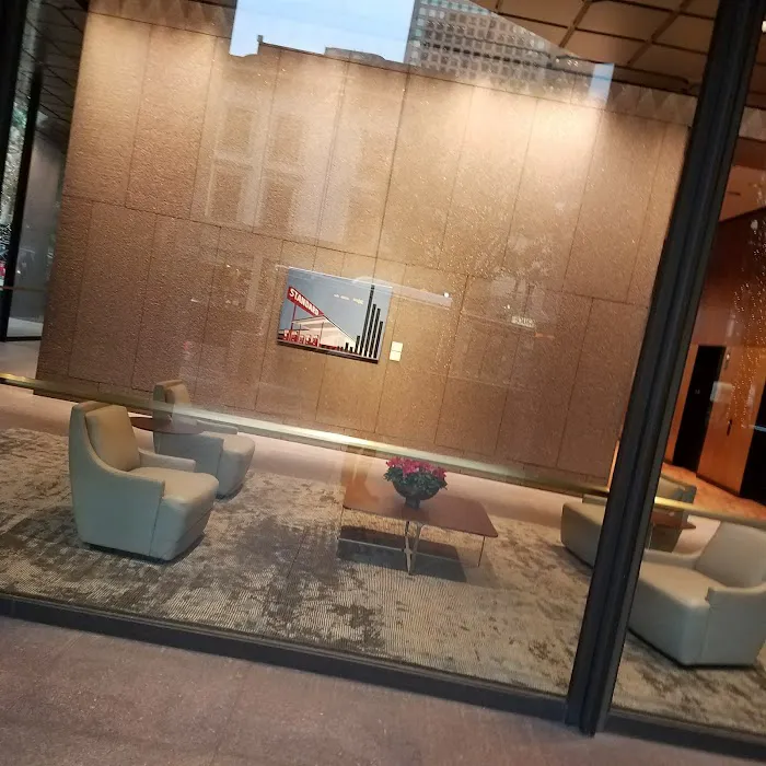 Bay Club Financial District Picture 2