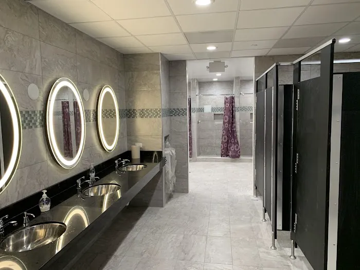 Planet Fitness Picture 2