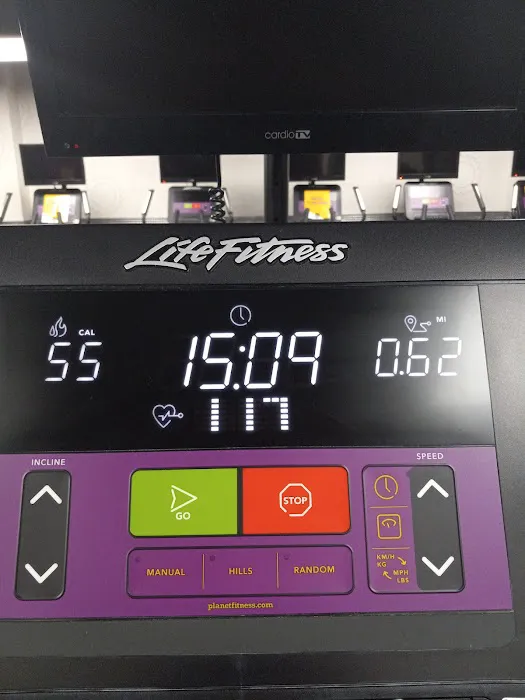 Planet Fitness Picture 10