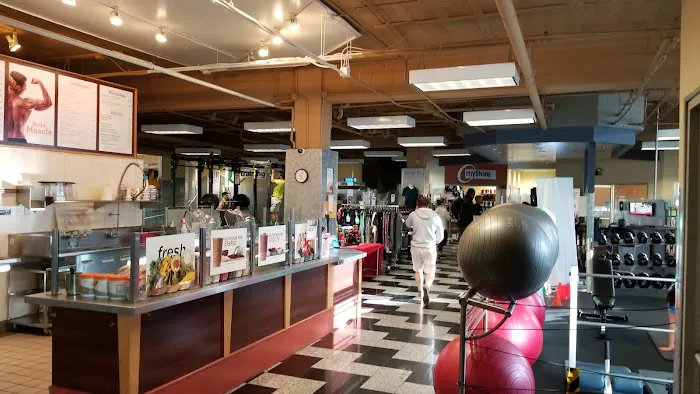 24 Hour Fitness Picture 4