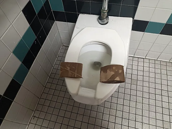 24 Hour Fitness Picture 10