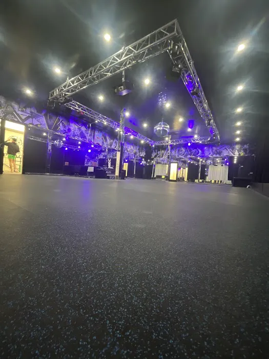 Funky Door Yoga - San Francisco Picture 9