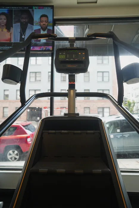 Live Fit Gym • Nob Hill Picture 4