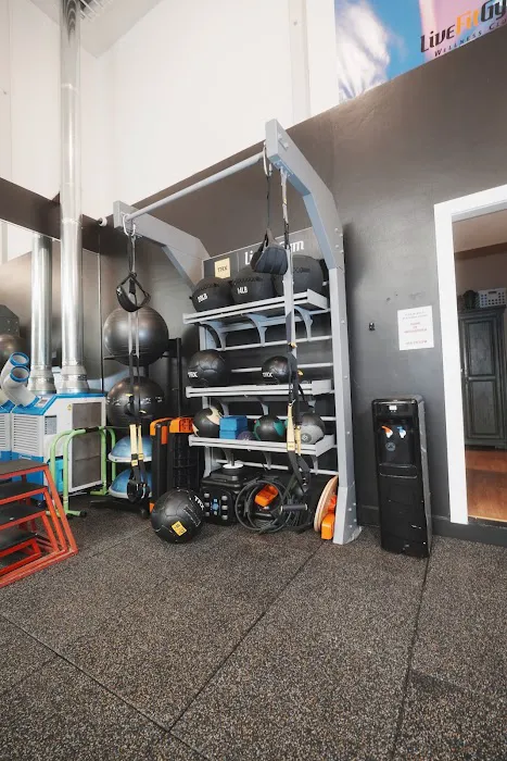 Live Fit Gym • Polk Street Picture 4