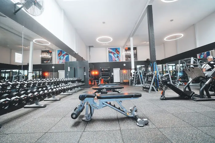 Live Fit Gym • Polk Street Picture 10