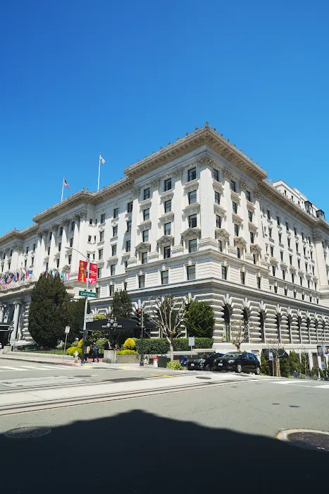 Live Fit Gym • Fairmont Picture 7