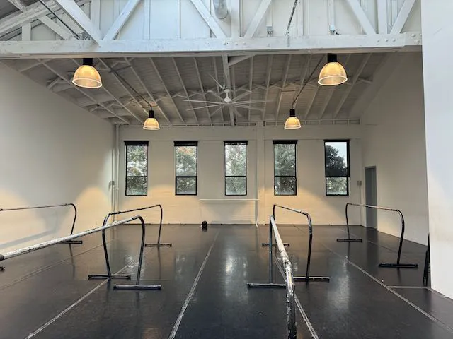 Her Mission Picture 4