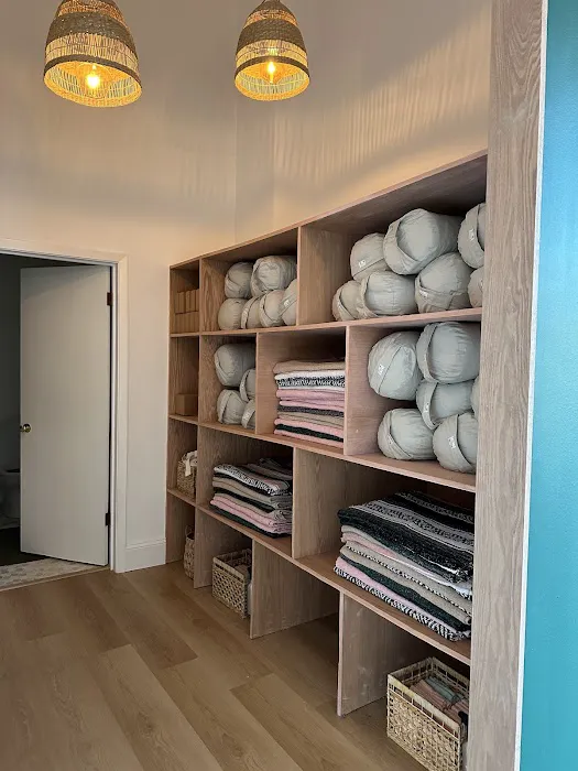 Arise Yoga Picture 10