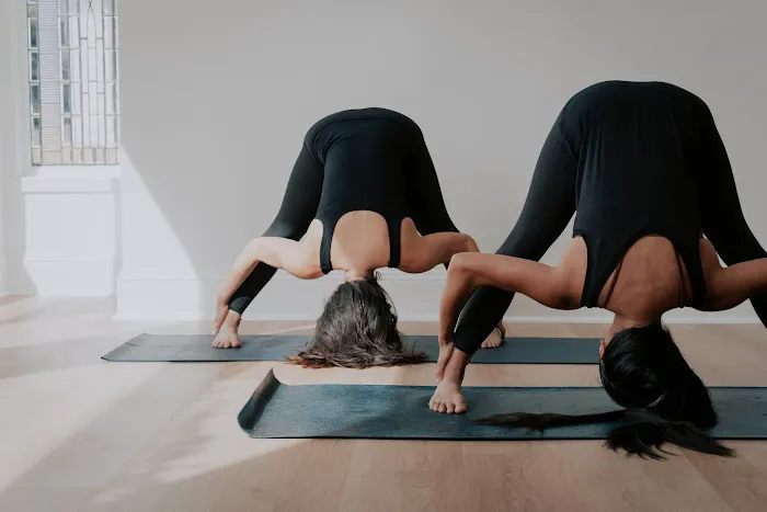 Arise Yoga Picture 7