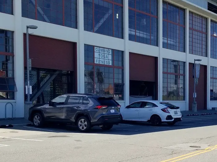 Climbing Yoga Fitness Picture 3