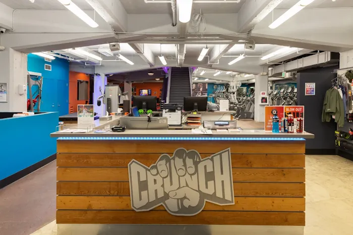 Crunch Fitness Picture 5