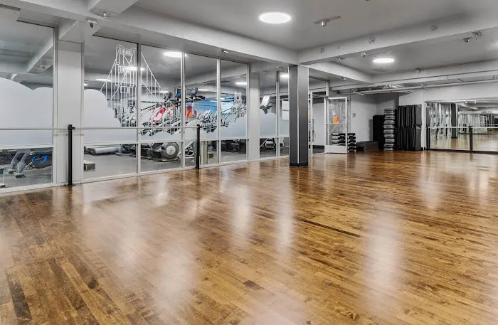 Crunch Fitness Picture 2