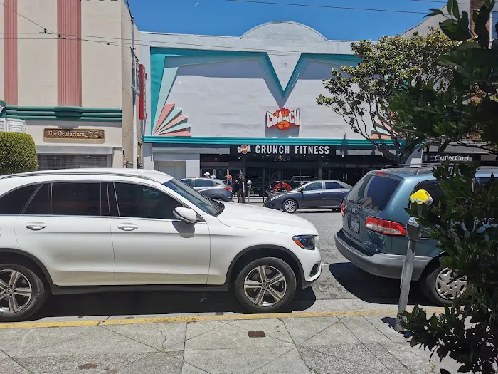 Crunch Fitness Picture 7