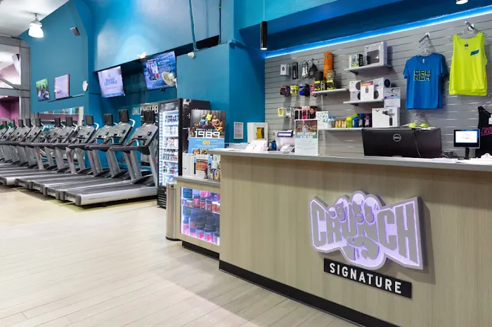 Crunch Fitness Picture 10