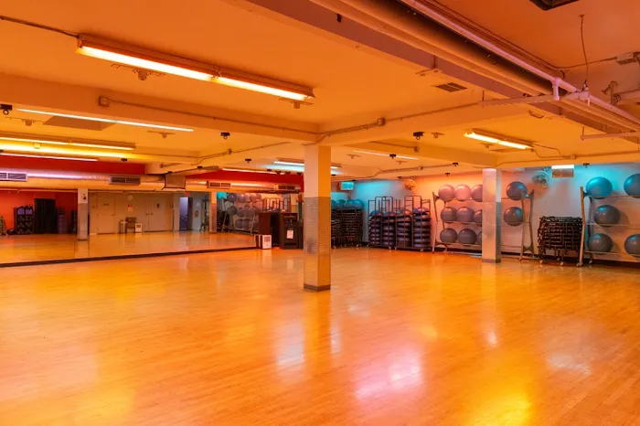 Crunch Fitness Picture 9