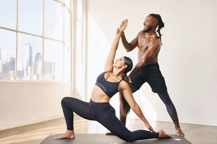 Hot 8 Yoga Picture 6