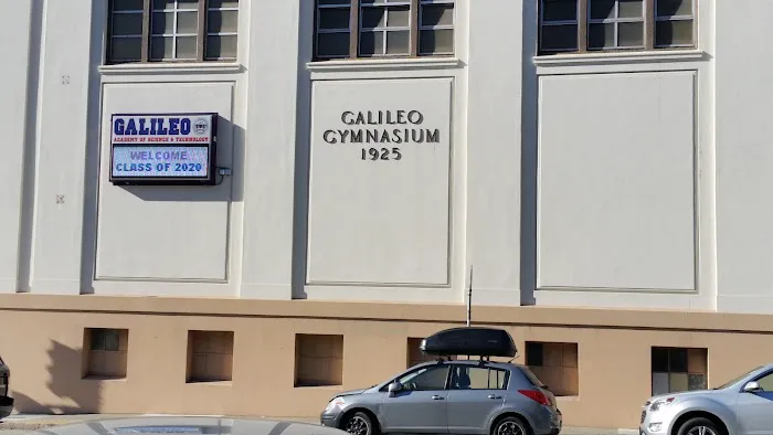 Galileo Gymnasium Picture 5