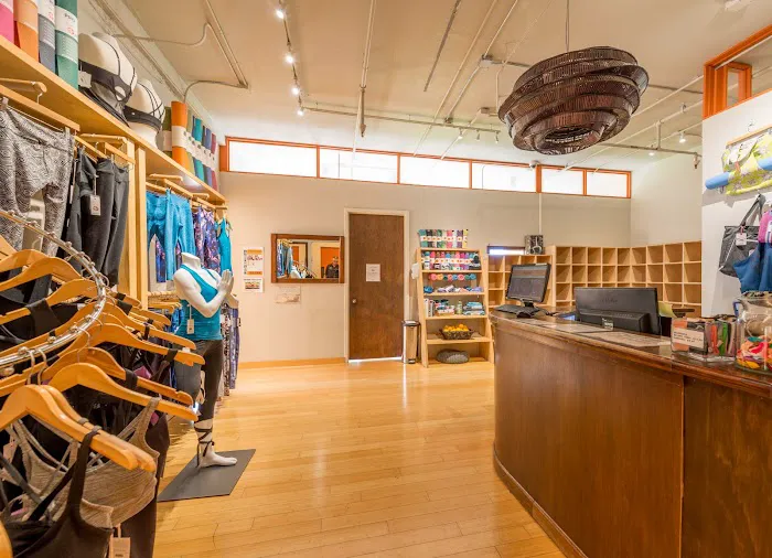 Yoga Flow SF - Union Picture 2