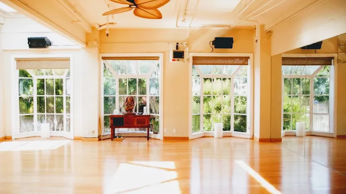 Yoga Flow SF - Union Picture 4