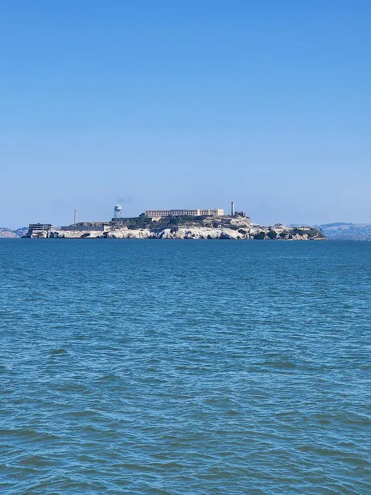 Marina Green Fitness Court Picture 2