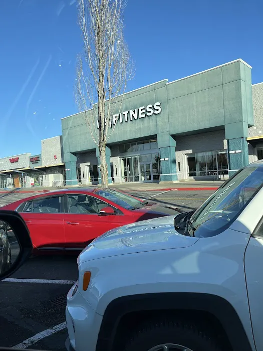 LA Fitness Picture 1