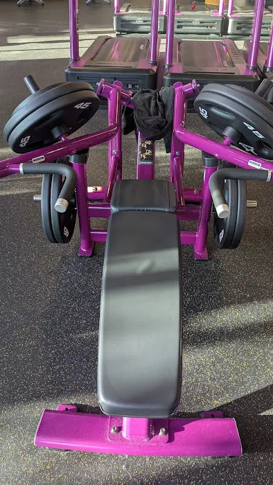 Planet Fitness Picture 8